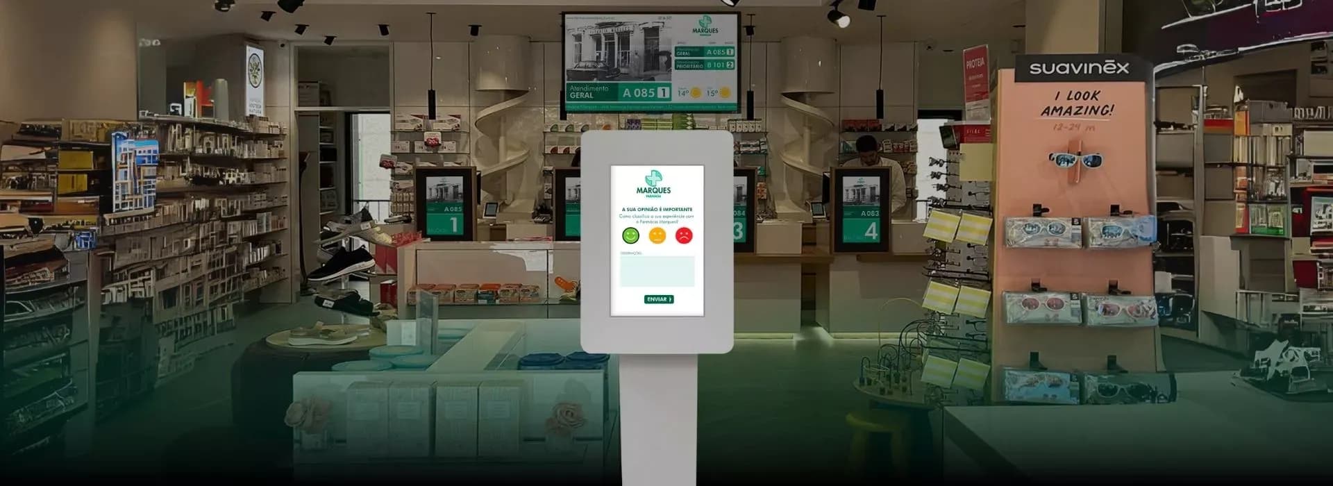 survey.track — inquéritos de satisfação digitais para farmácias, escolas, hospitais e instituições