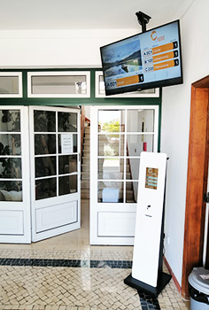 municipio-Ferreira-do-Zezere-gestao-de-filas-de-espera-quiosque-multimedia-SMS-app-mobile-agendamento-de-serviços.jpg